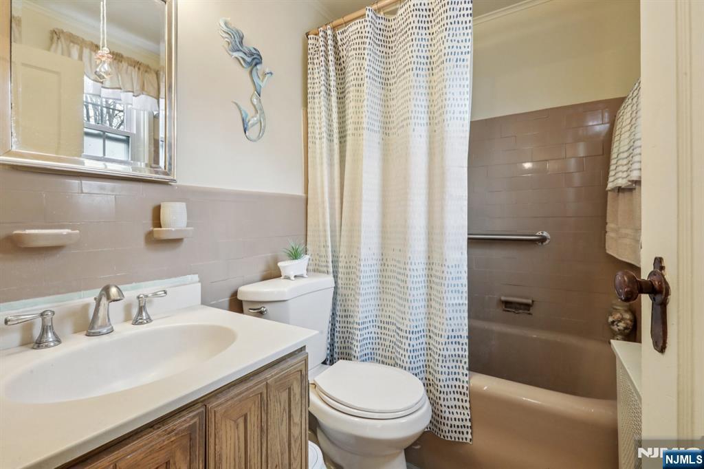 45 Marlboro Road Clifton, NJ 07012 - Photo 26 of 33