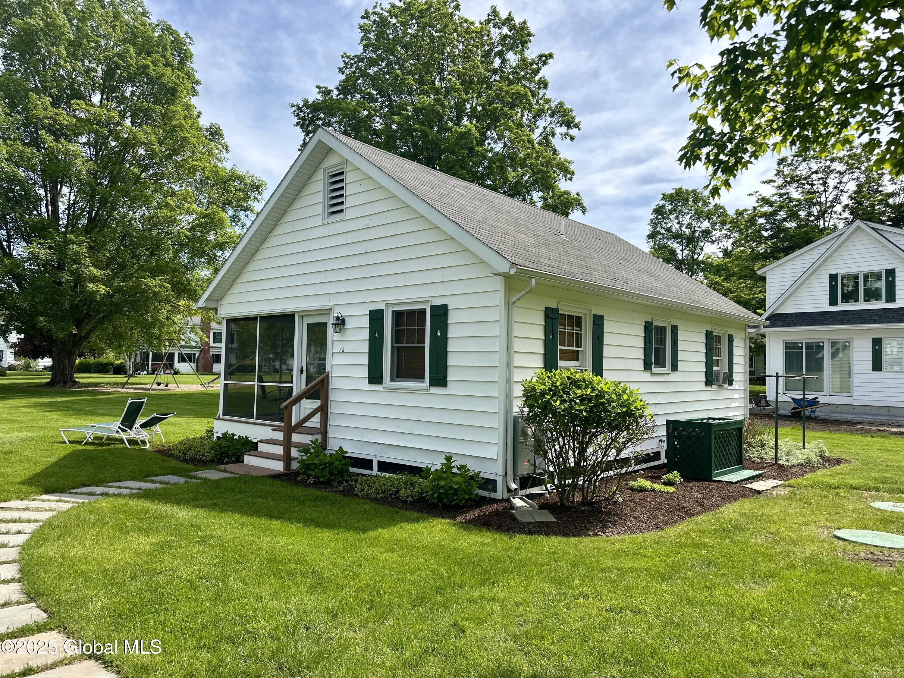 12 Seneca Drive Queensbury, NY 12804 - Photo 13 of 20 EF5B51B1-3D3B-49F5-A1FC-DA4688A7525A_1_2