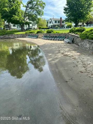 $48,500 | 12 Seneca Drive, Queensbury, NY 12804