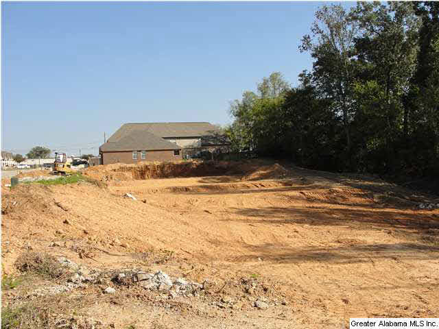 156 Summit Boulevard Gardendale, AL 35071 - Photo 1 of 6