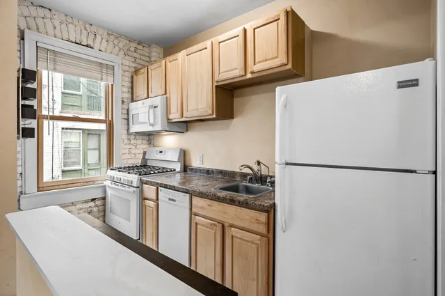 $95,000 | 2218 Nicollet Avenue, Unit 23, Minneapolis, MN 55404