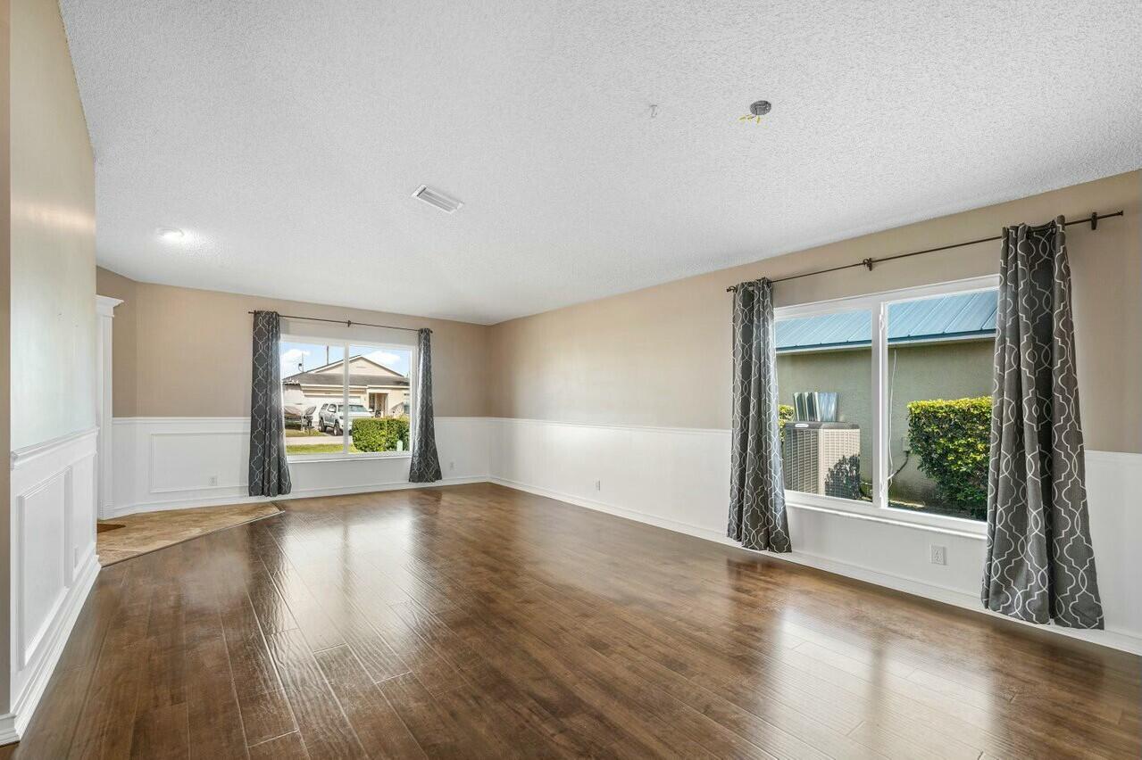 6304 Adams Street Jupiter, FL 33458 - Photo 13 of 32 tempImageCWYG1V