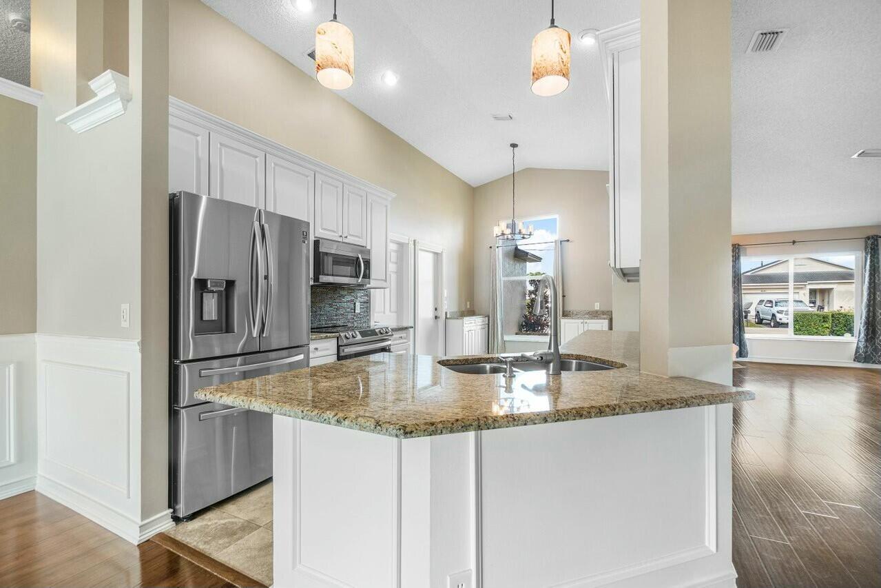 6304 Adams Street Jupiter, FL 33458 - Photo 14 of 32 tempImagepy60ph