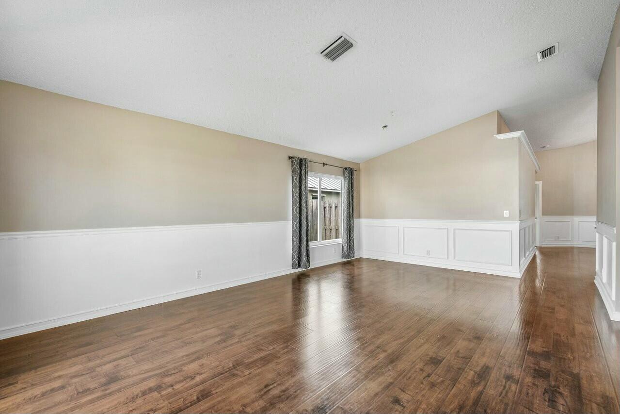 6304 Adams Street Jupiter, FL 33458 - Photo 5 of 32 tempImageMBIlez
