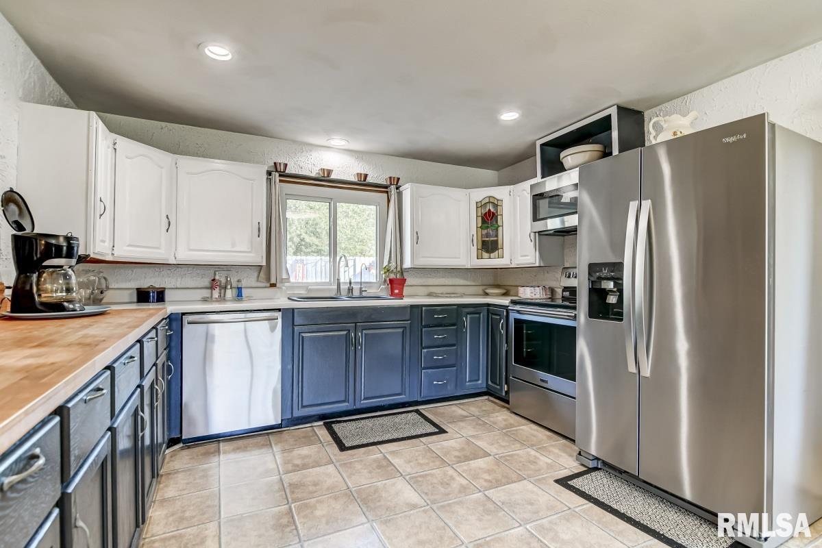 97 Silver Rod Drive Springfield, IL 62711 - Photo 12 of 44