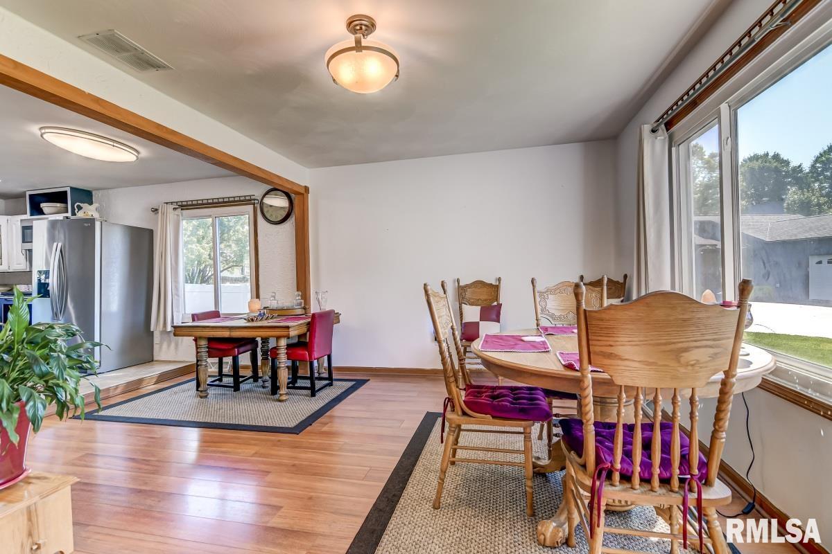 97 Silver Rod Drive Springfield, IL 62711 - Photo 9 of 44