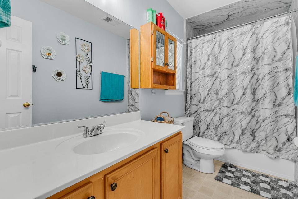322 Eagle Ridge Road Summerville, SC 29485 - Photo 7 of 22 IMG_2917