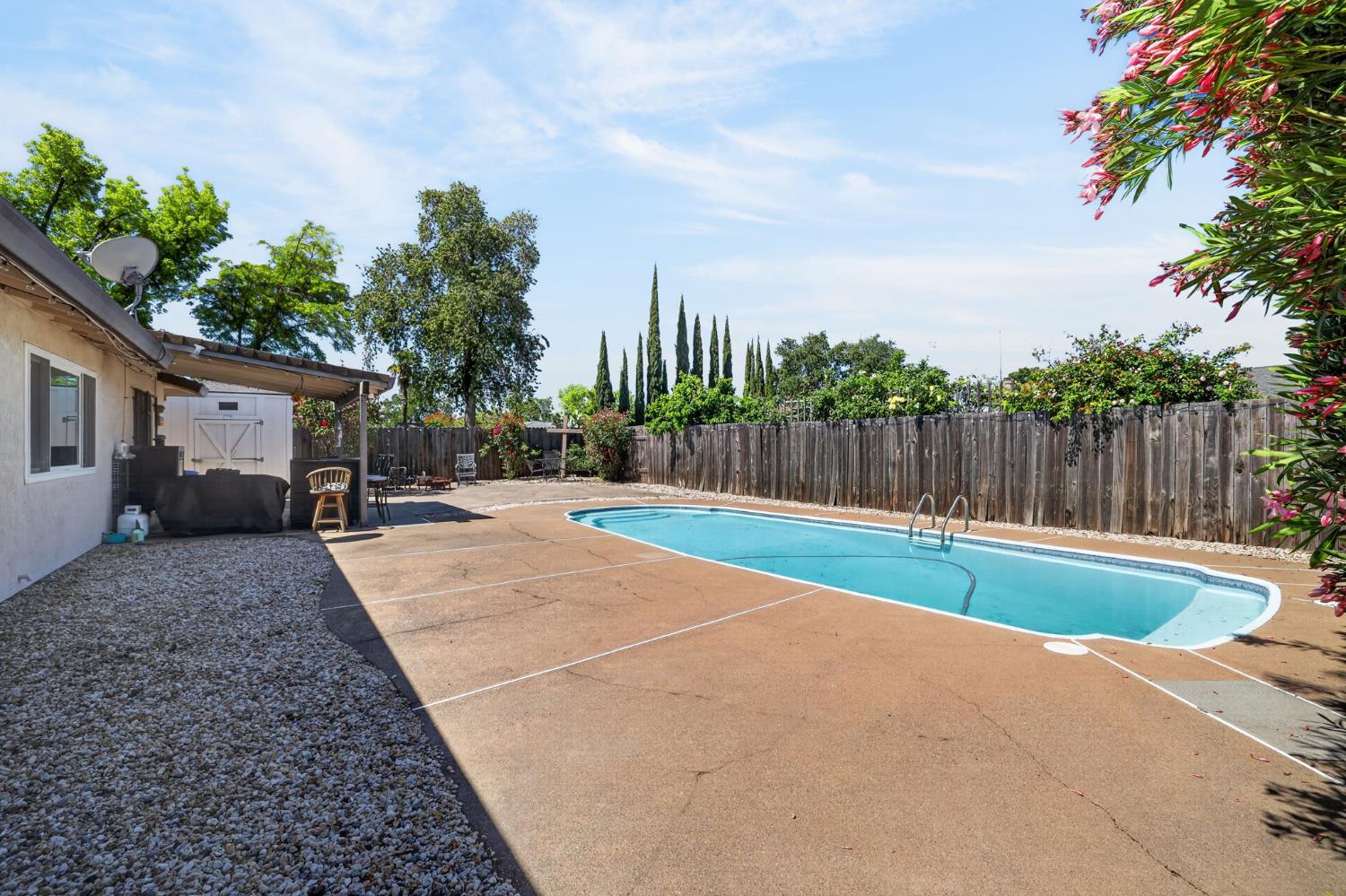 1505 Swallow Way Roseville, CA 95661 - Photo 39 of 61