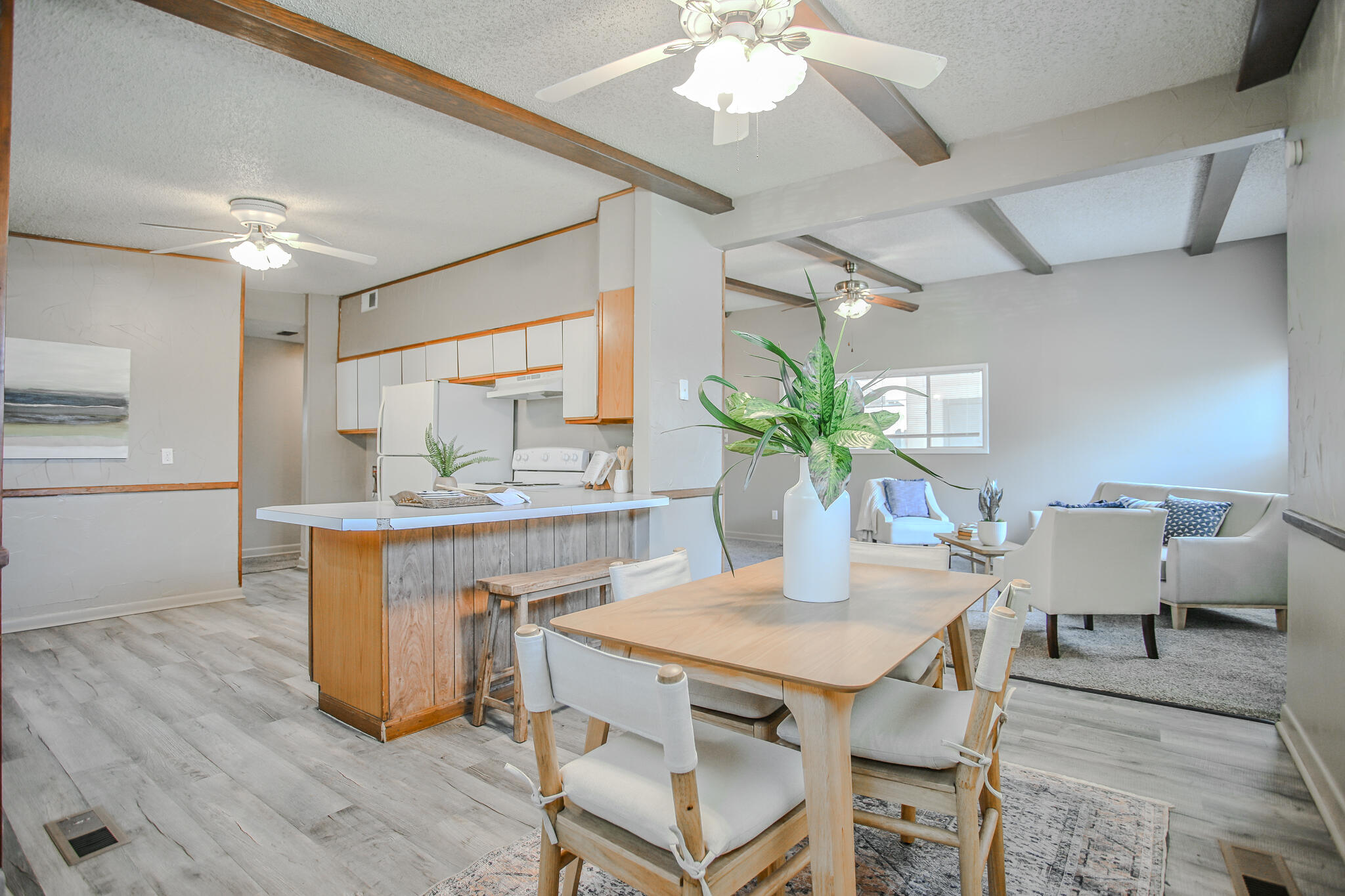 4405 44th Street Lubbock, TX 79414 - Photo 8 of 28 a dining room with furniture and window