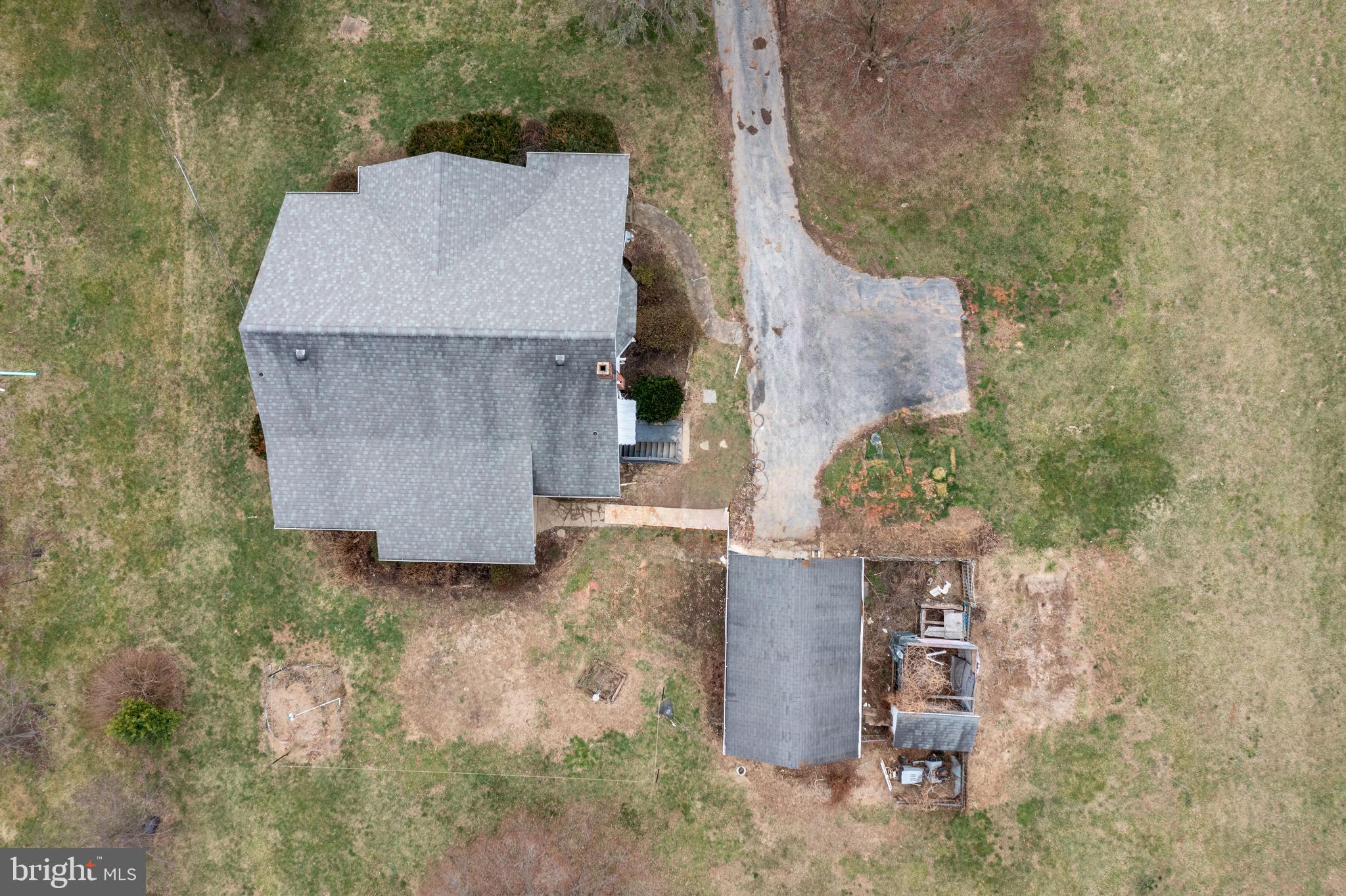 2585 West Chester Road Coatesville, PA 19320 - Photo 5 of 29