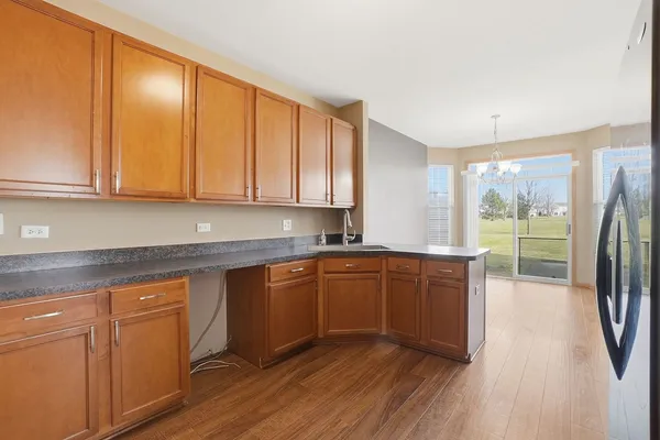 $275,000 | 1008 Heron Circle, Unit 1, Joliet, IL 60431