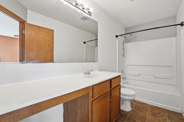 $275,000 | 1008 Heron Circle, Unit 1, Joliet, IL 60431