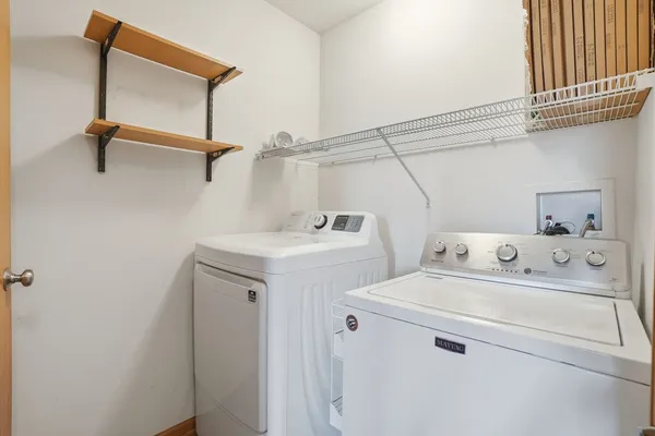 $275,000 | 1008 Heron Circle, Unit 1, Joliet, IL 60431