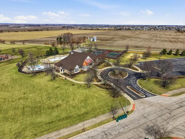 $275,000 | 1008 Heron Circle, Unit 1, Joliet, IL 60431