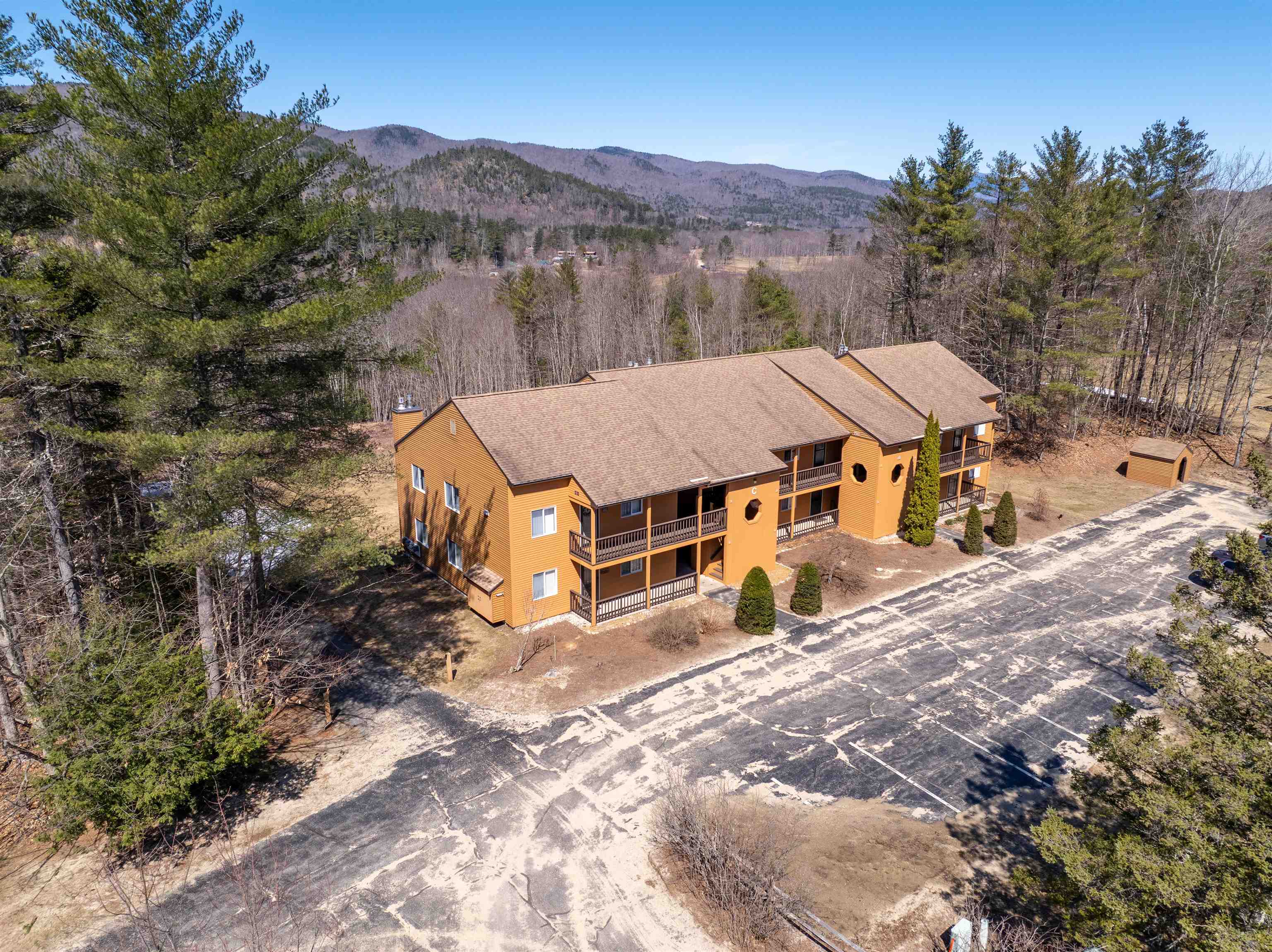 68 Star Ridge Road, Unit 21 Thornton, NH 03285 - Photo 4 of 49 Gallery Image 4