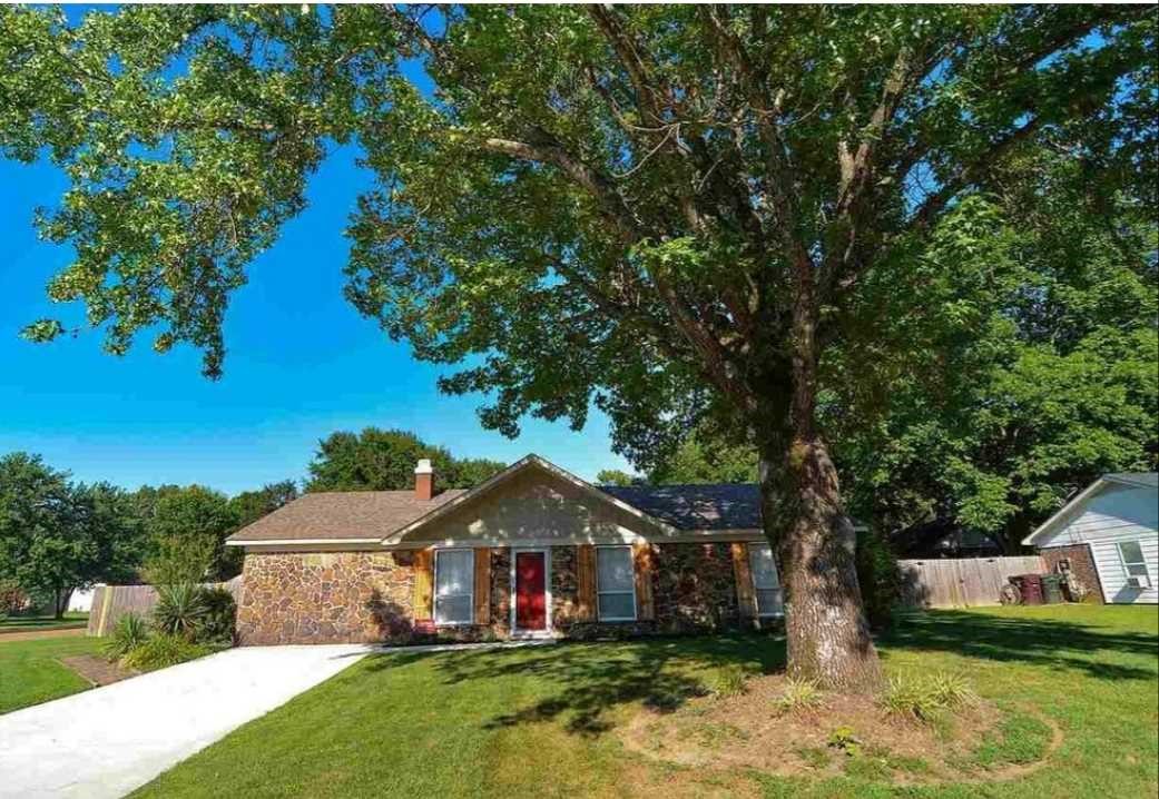 1180 Greenview Road Collierville, TN 38017 - Photo 1 of 16