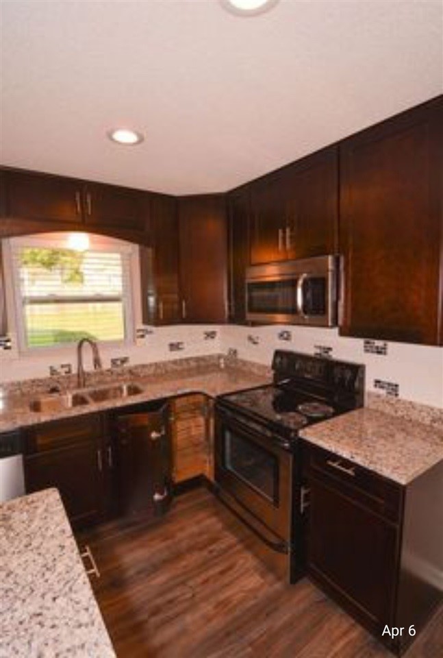 1180 Greenview Road Collierville, TN 38017 - Photo 4 of 16