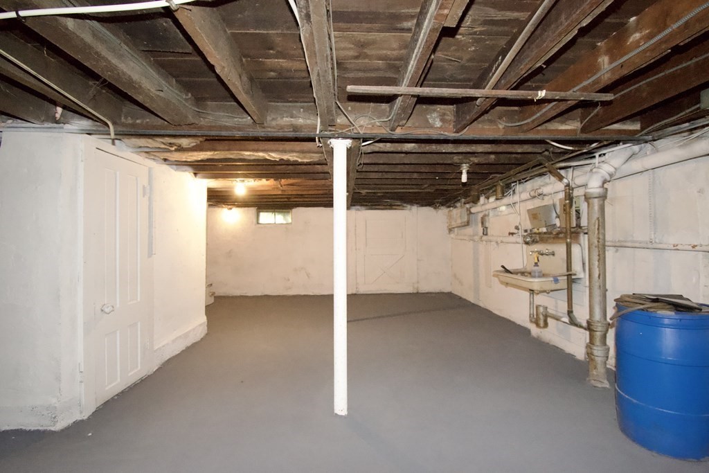 102 Florence Street Springfield, MA 01105 - Photo 28 of 30 a view of empty room