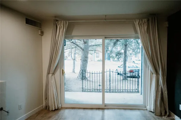 $2,000 | 444 South Kittredge Street, Unit 100, Aurora, CO 80017
