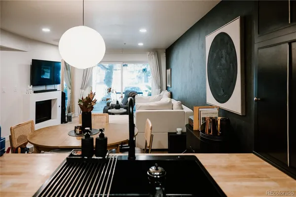 $2,000 | 444 South Kittredge Street, Unit 100, Aurora, CO 80017