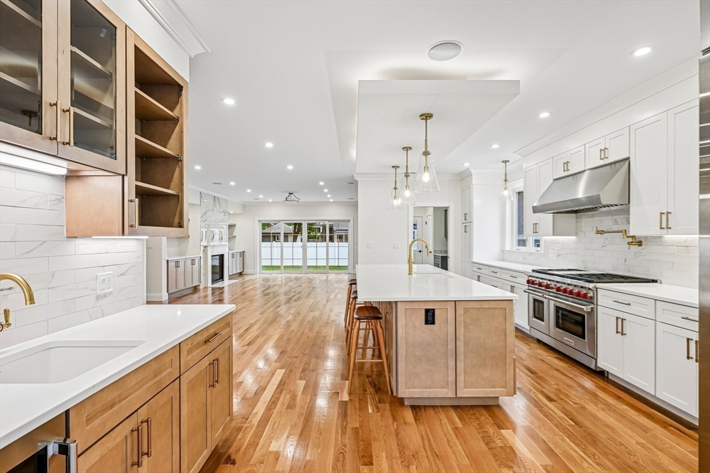 13 Parker Road Wakefield, MA 01880 - Photo 7 of 26