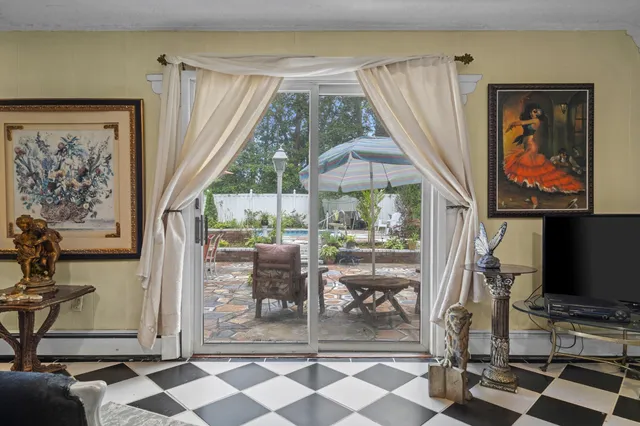 $4,100 | 27 Squire Court, Toms River, NJ 08753