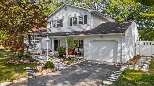 $4,100 | 27 Squire Court, Toms River, NJ 08753