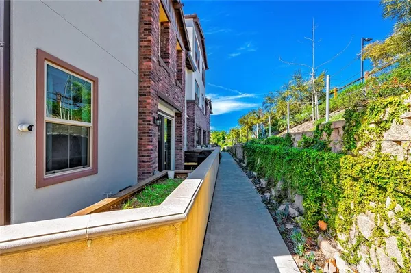 $875,000 | 1852 Red Willow Way, Oceanside, CA 92056
