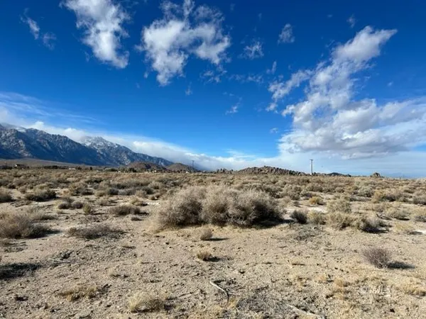 $275,000 | 1901 Indian Springs Drive, Lone Pine, CA 93545