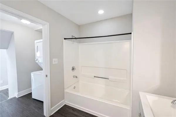 $1,950 | 161 Mangum Street Southwest, Unit 204, Atlanta, GA 30313