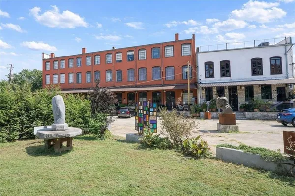 $1,950 | 161 Mangum Street Southwest, Unit 204, Atlanta, GA 30313