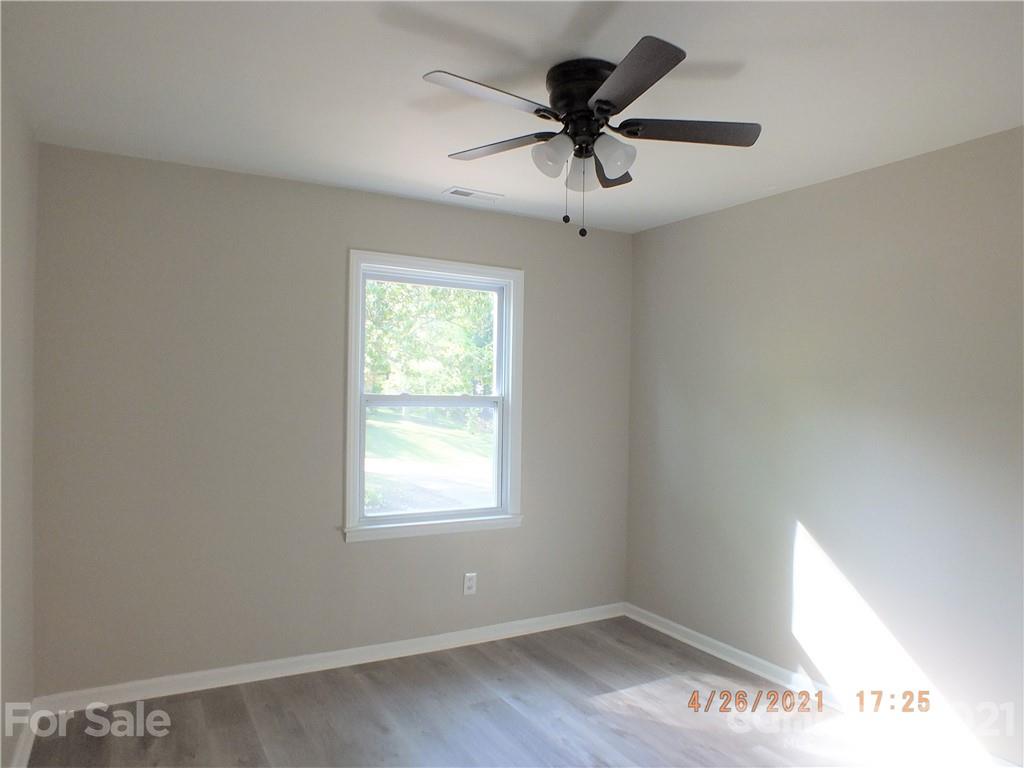 1005 Double Oak Road Lancaster, SC 29720 - Photo 8 of 33 Gallery Image 8