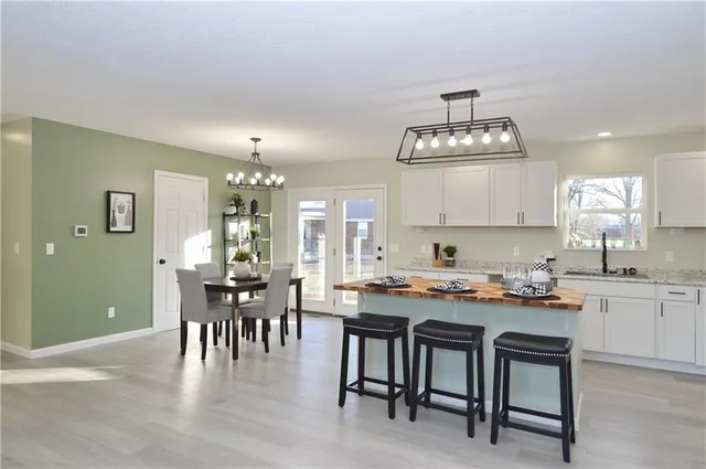 $345,000 | 404 Lynn Street, Lawson, MO 64062