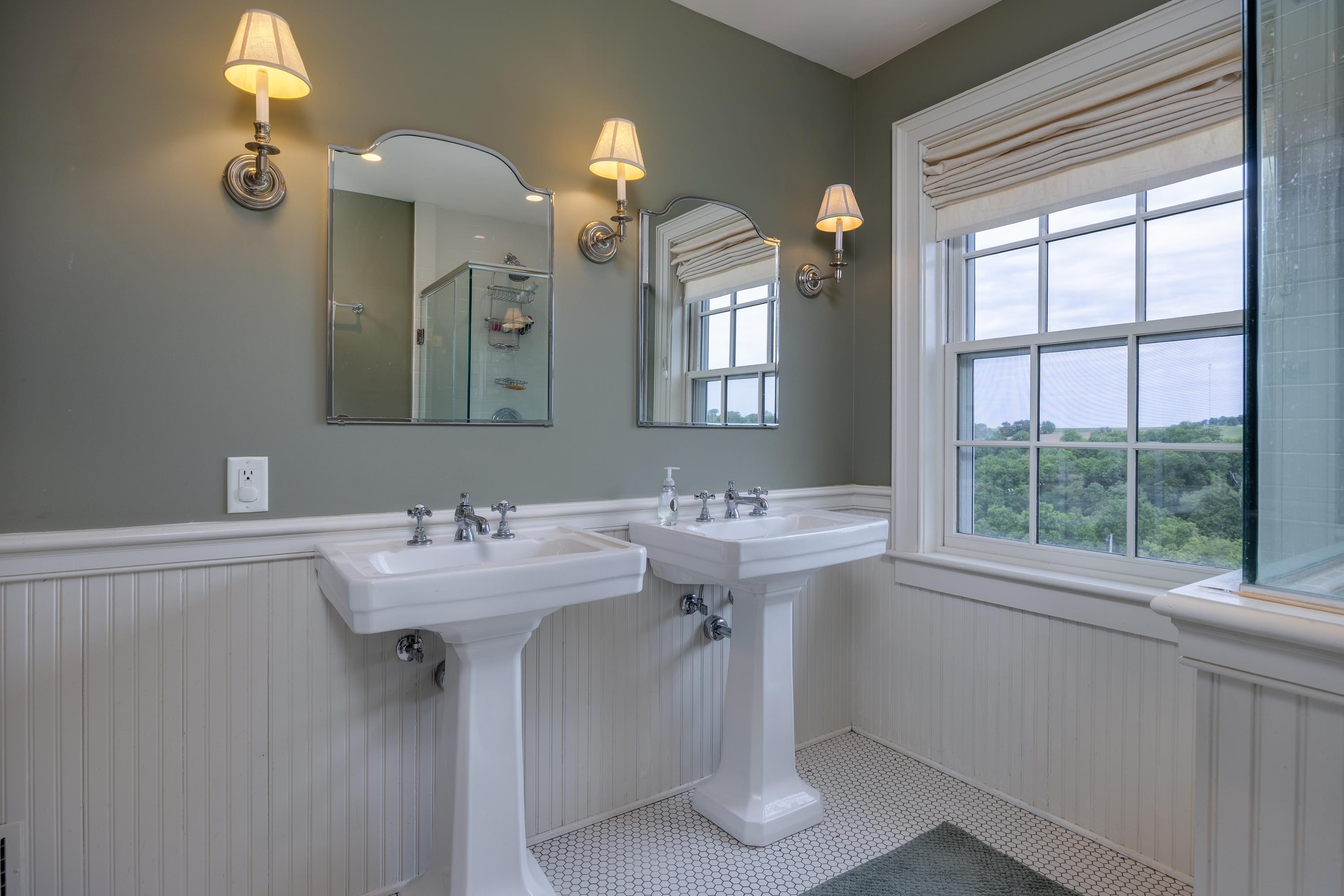 4275 Norwegian Hollow Road Dodgeville, WI 53533 - Photo 25 of 71