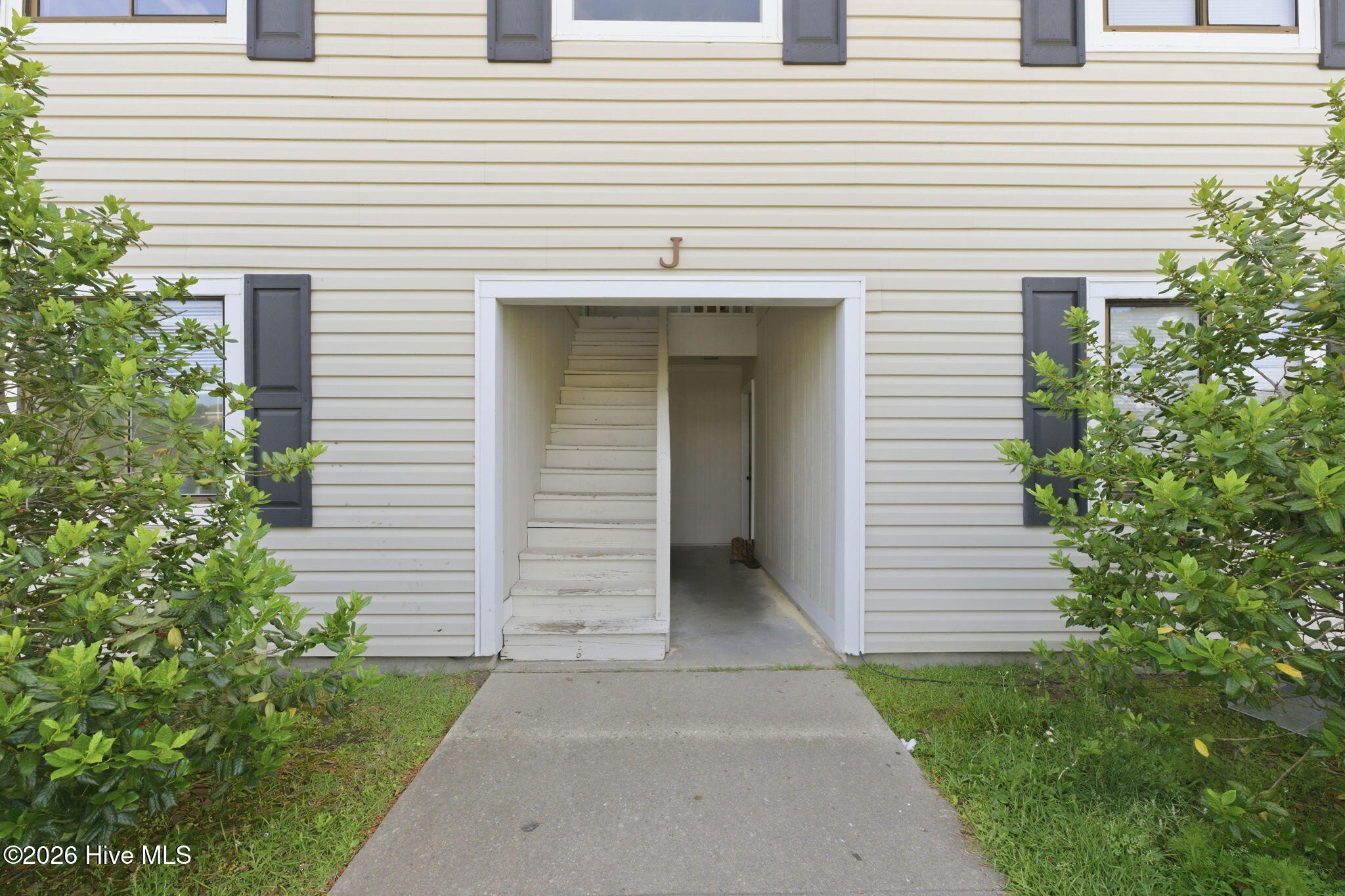 201 Shipman Road, Unit 39 Havelock, NC 28532 - Photo 2 of 17 18-web-or-mls-DSC_4623