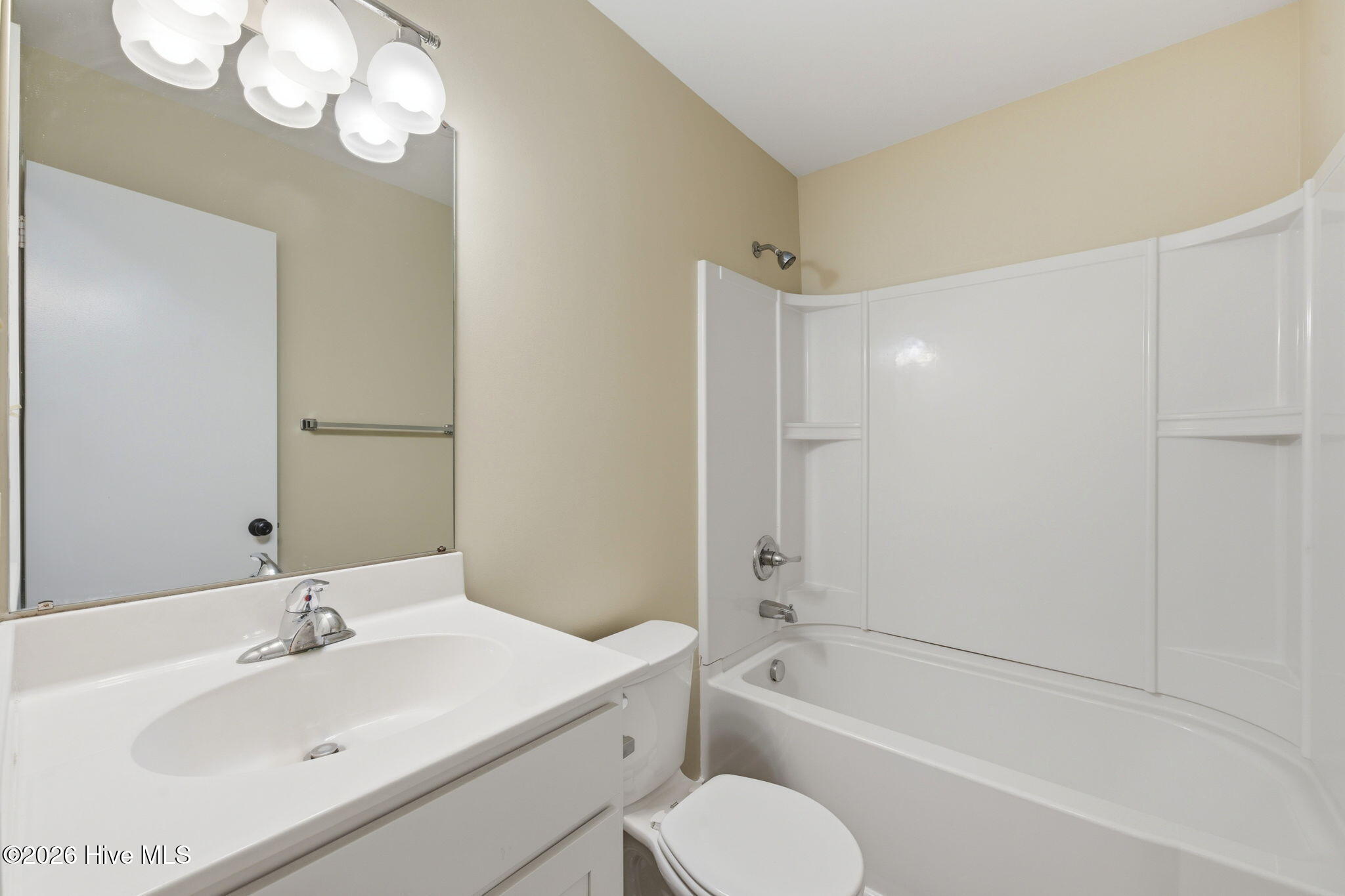 201 Shipman Road, Unit 39 Havelock, NC 28532 - Photo 7 of 17 6-web-or-mls-DSC_4586