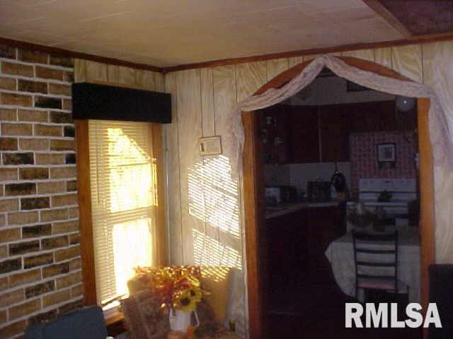 4240 Perryman Road Thompsonville, IL 62890 - Photo 10 of 21