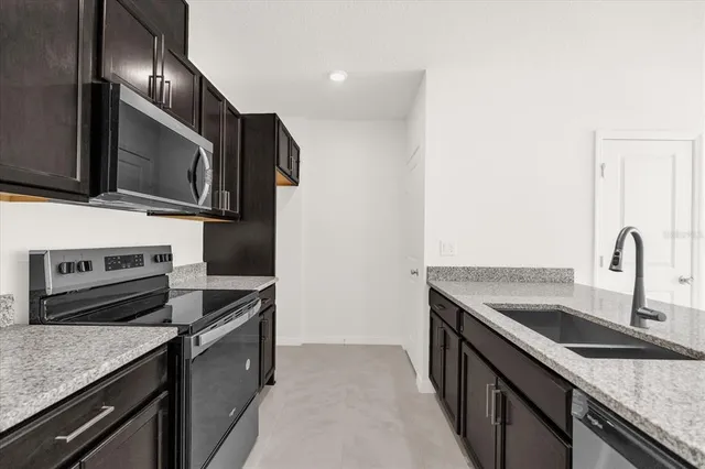 $239,904 | 399 Sequoia Drive, Lake Wales, FL 33859