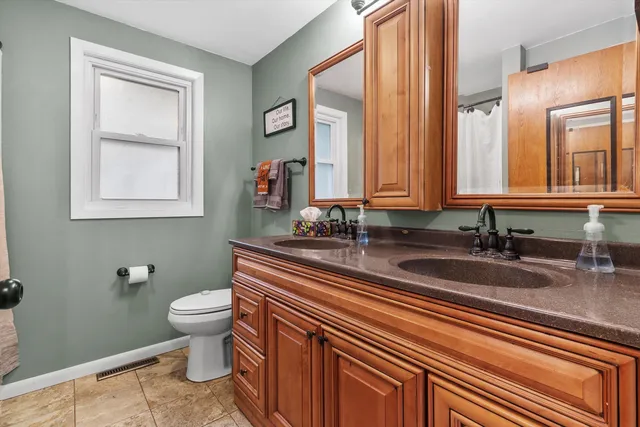 $375,000 | 206 Devils Lane, Walworth, WI 53184