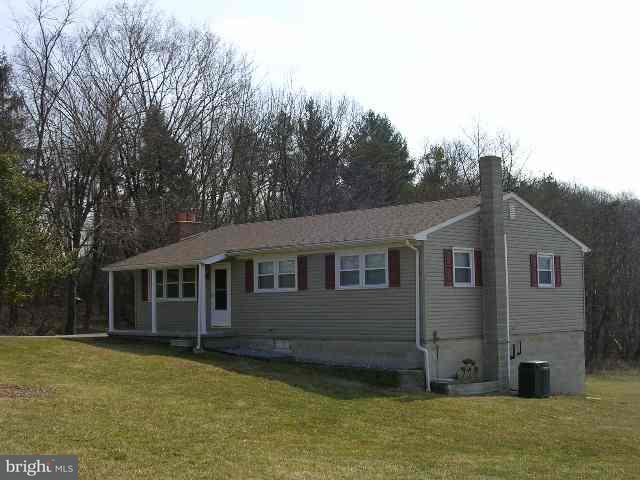 2774 Plank Road Stewartstown, PA 17363 - Photo 3 of 9 Gallery Image 3