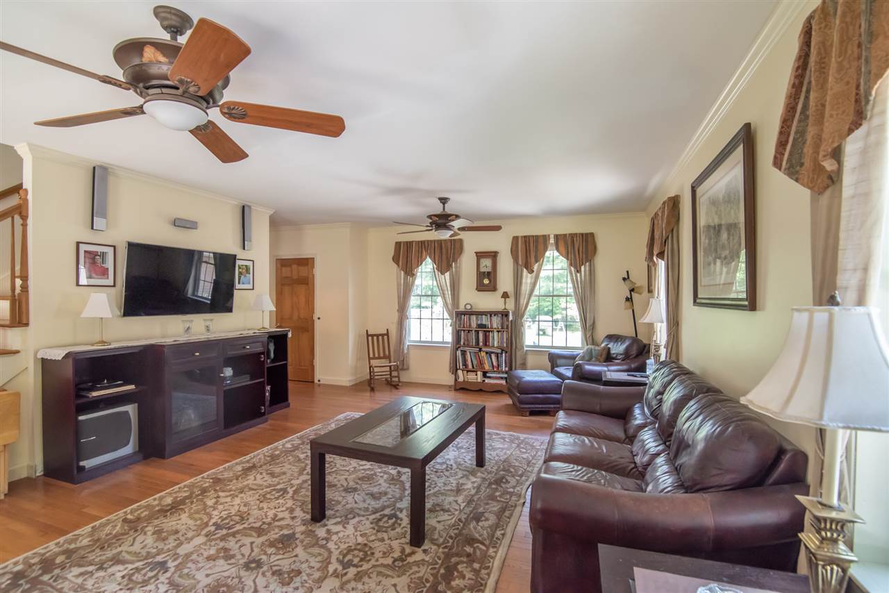 30 N Road Sandown, NH 03873 - Photo 12 of 40 Gallery Image 12