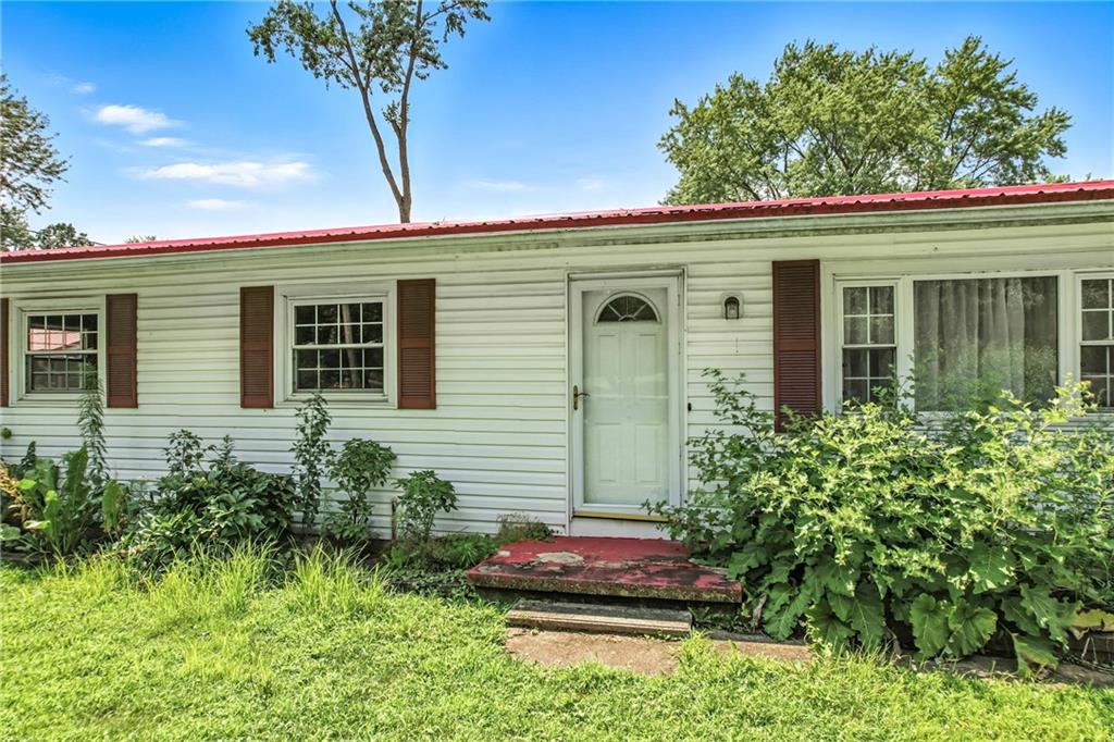 129 Shenango Park Road Transfer, PA 16154 - Photo 2 of 39 Gallery Image 2