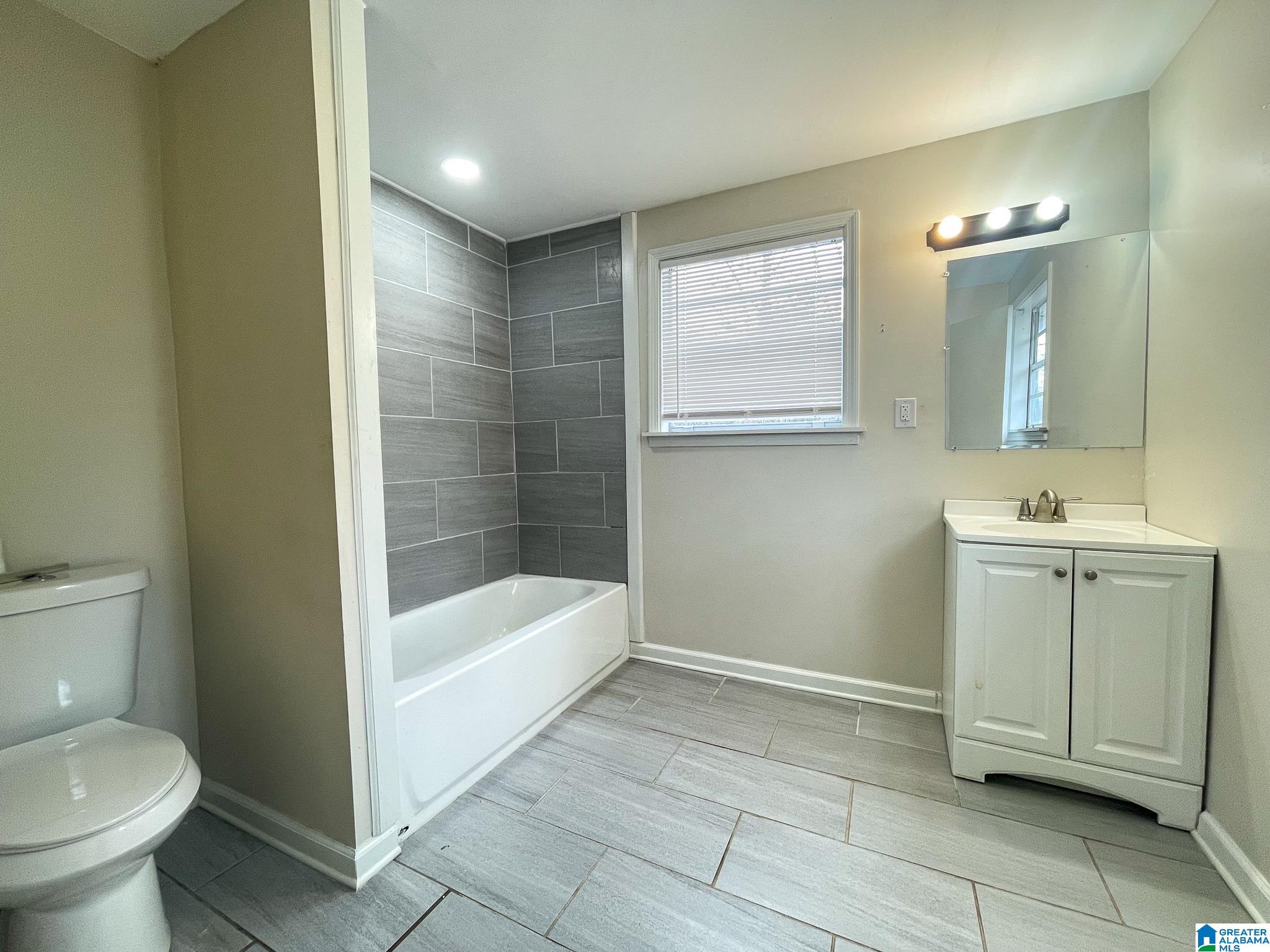 618 Main Street Warrior, AL 35180 - Photo 9 of 16