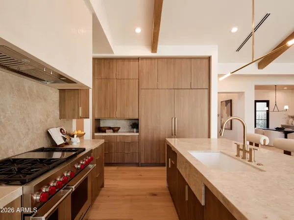 $3,725,000 | 2901 East Pierson Street, Phoenix, AZ 85016