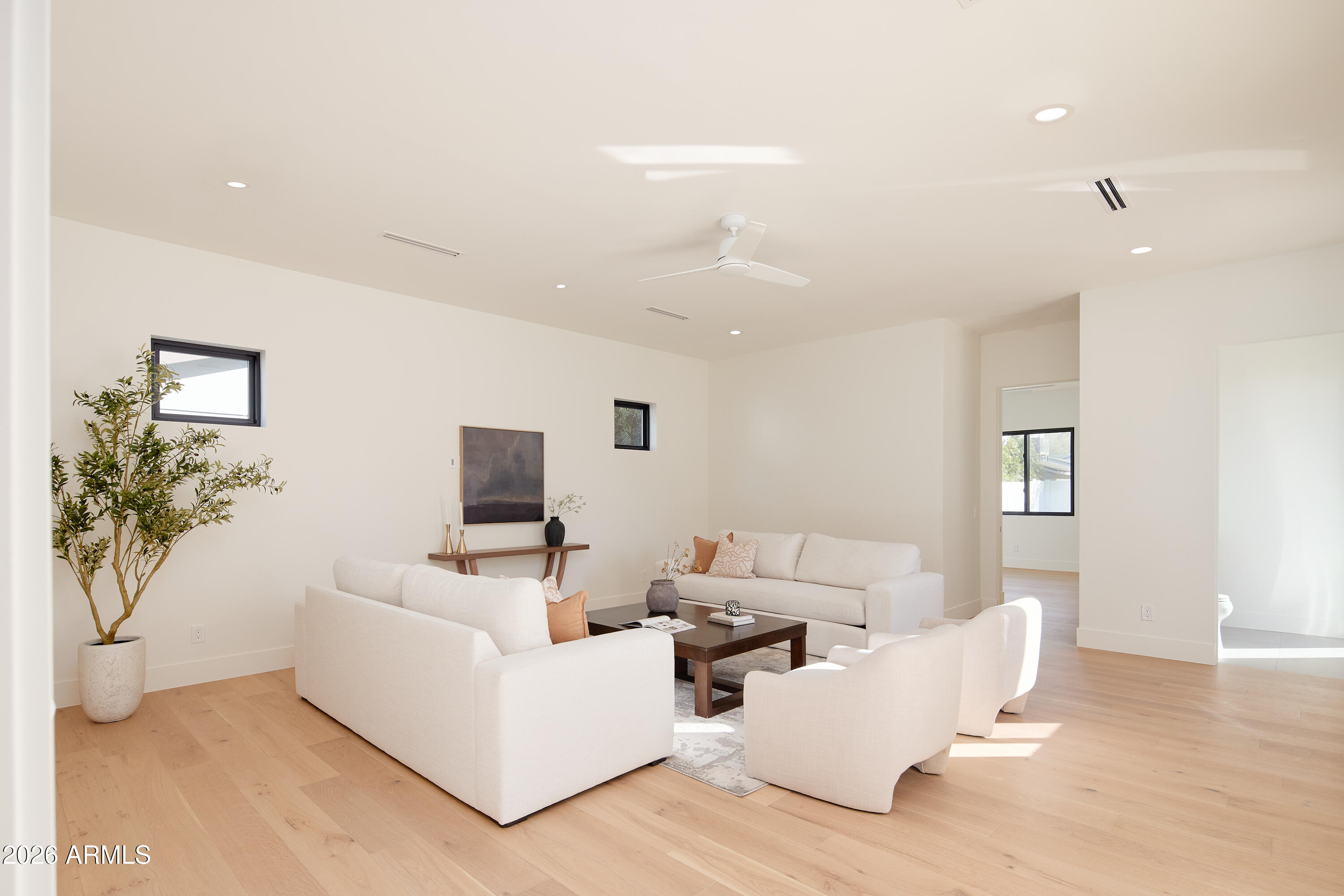 2901 East Pierson Street Phoenix, AZ 85016 - Photo 10 of 14 PropertyImageCo_2901EPiersonSt_WEB_5