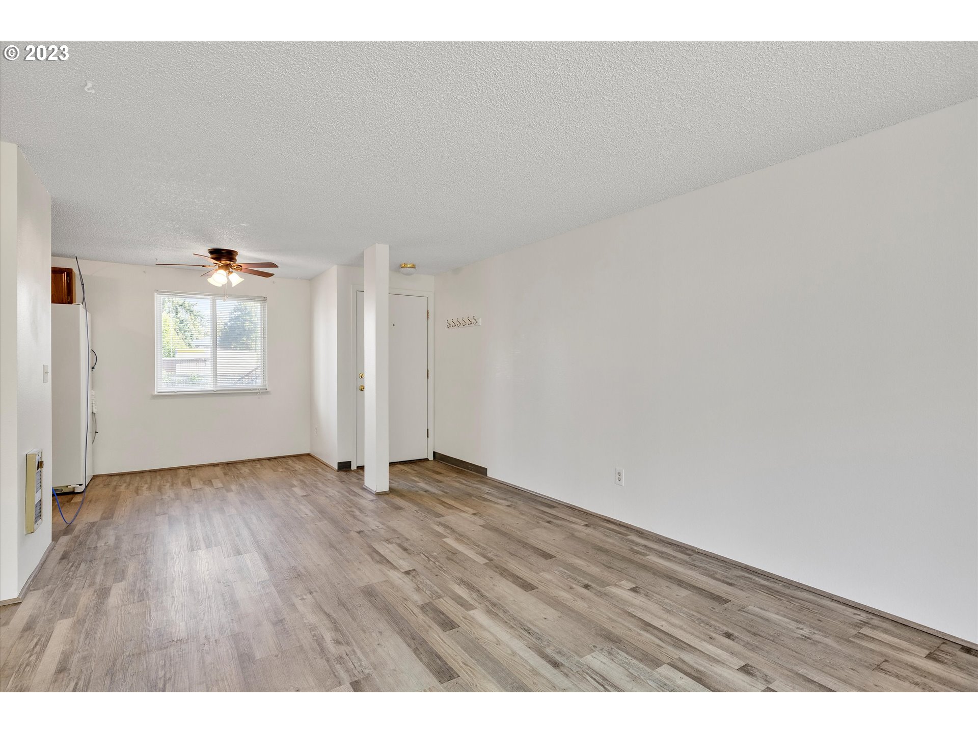 14095 Southwest Walker Road, Unit 10 Beaverton, OR 97005 - Photo 6 of 21 Gallery Image 6