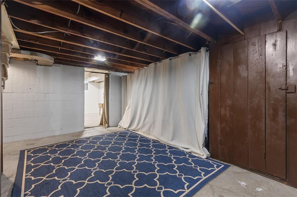 312 Friday Road Pittsburgh, PA 15209 - Photo 32 of 43 a view of an empty room