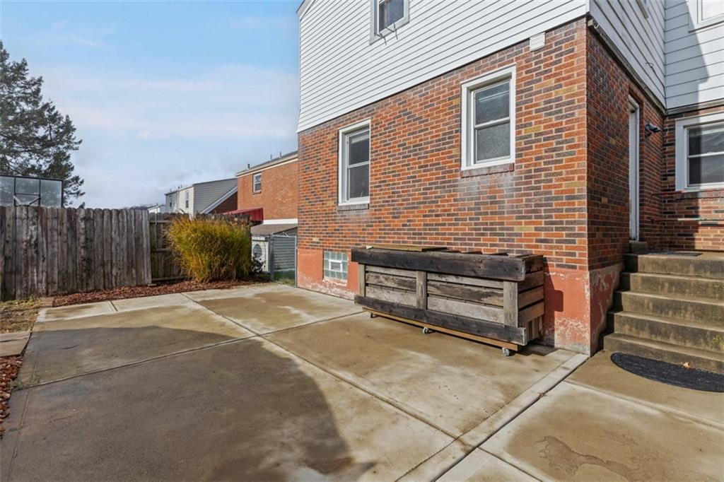312 Friday Road Pittsburgh, PA 15209 - Photo 38 of 43 a view of a chairs in the patio