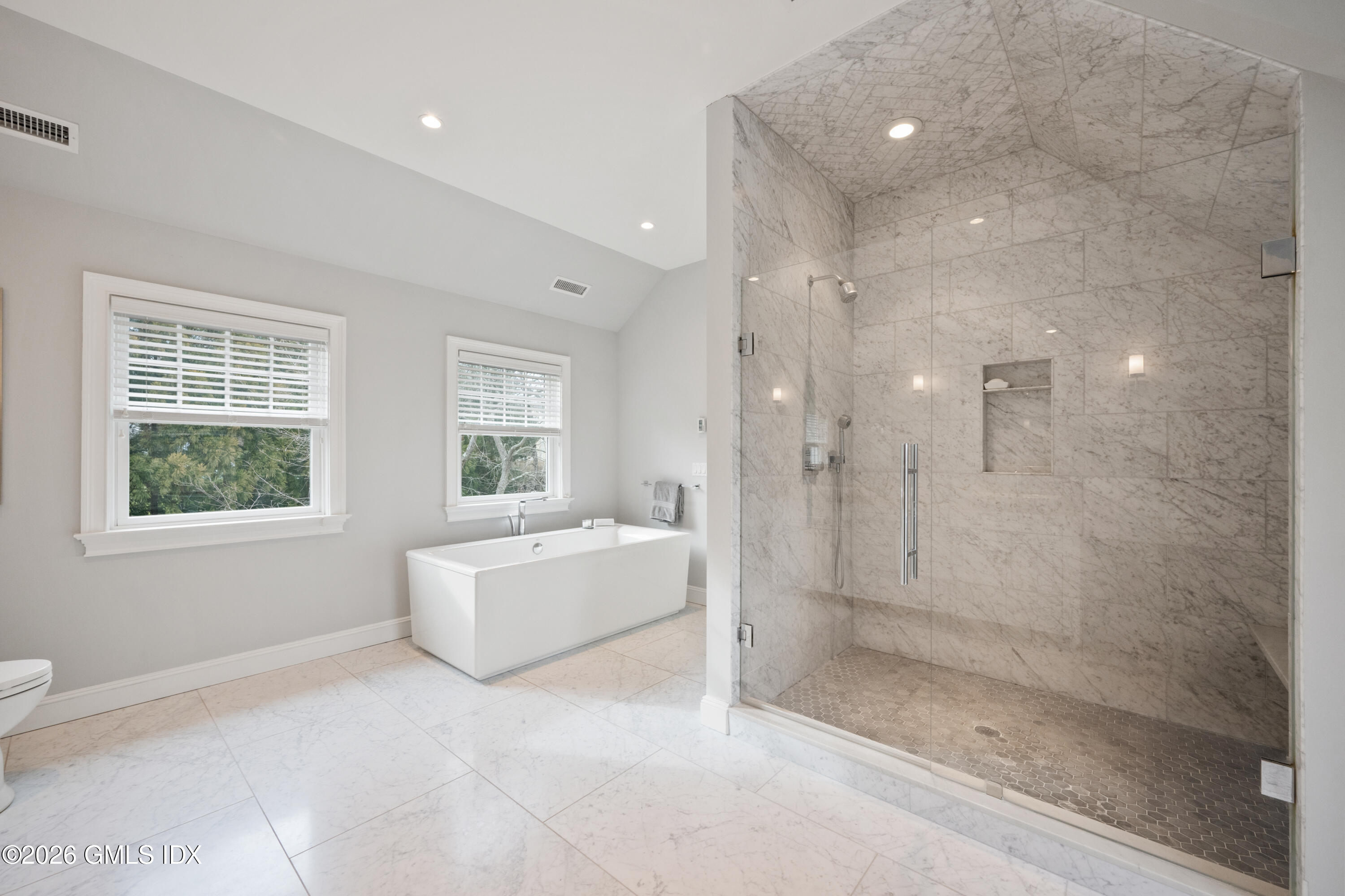 15 Pell Place Riverside, CT 06878 - Photo 19 of 35 15 Pell Primary Bath 2