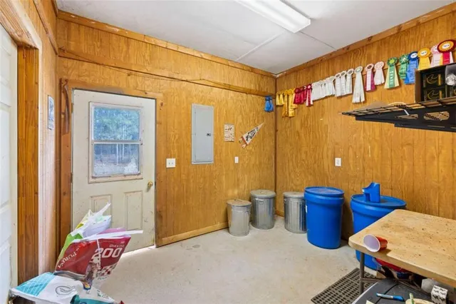 a view of a backyard of the house